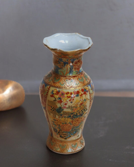 Modern Vintage Chinese Japanese Satsuma Style Porcelain Vase