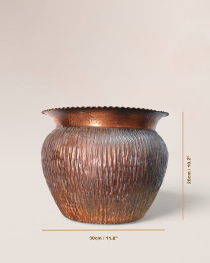 Early 20th Century Italian Handmade Copper Flowerpot